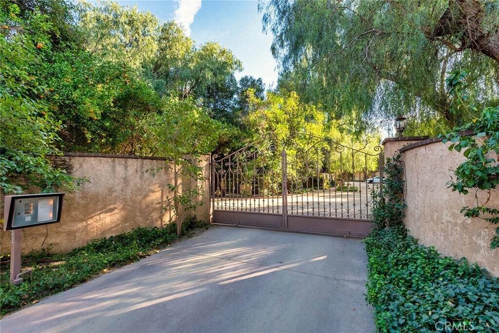 Foto principal - 17302 Lassen St