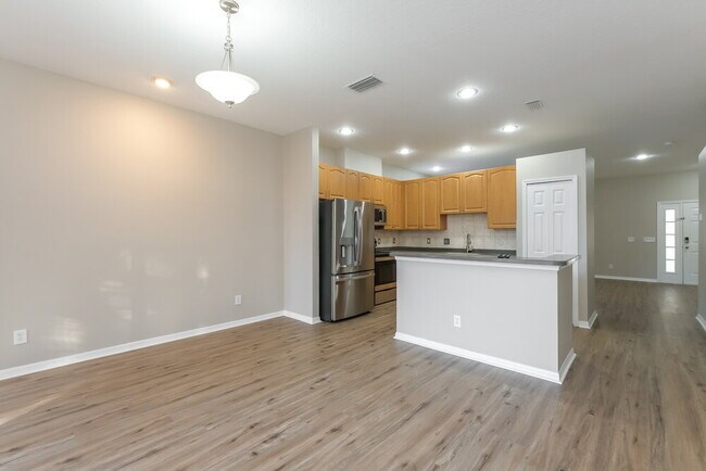 Building Photo - 12923 Terrace Springs Dr