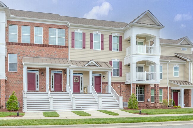 Building Photo - 10530 Sablewood Dr