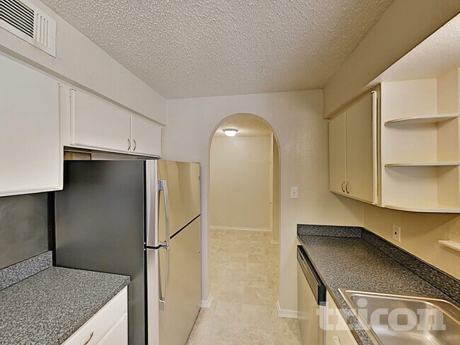 Foto del edificio - 204 NW Jayellen Ave