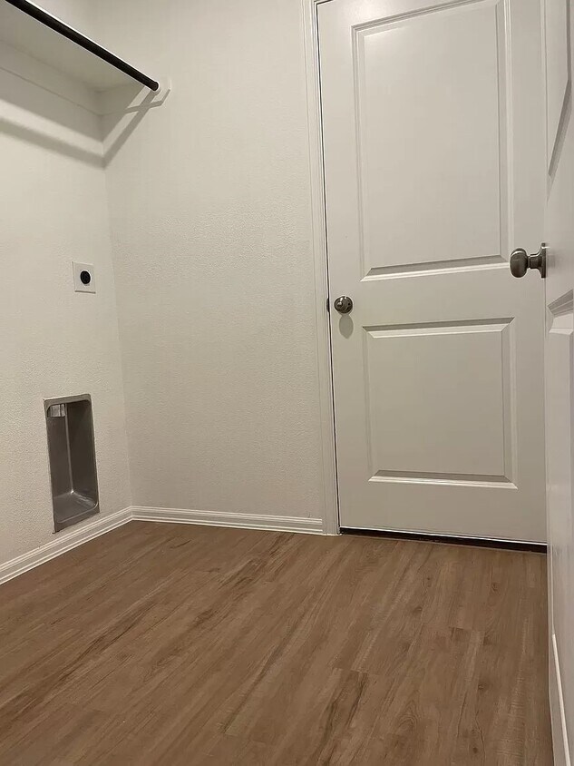Foto del edificio - 24711 Wilburn Pk Ln