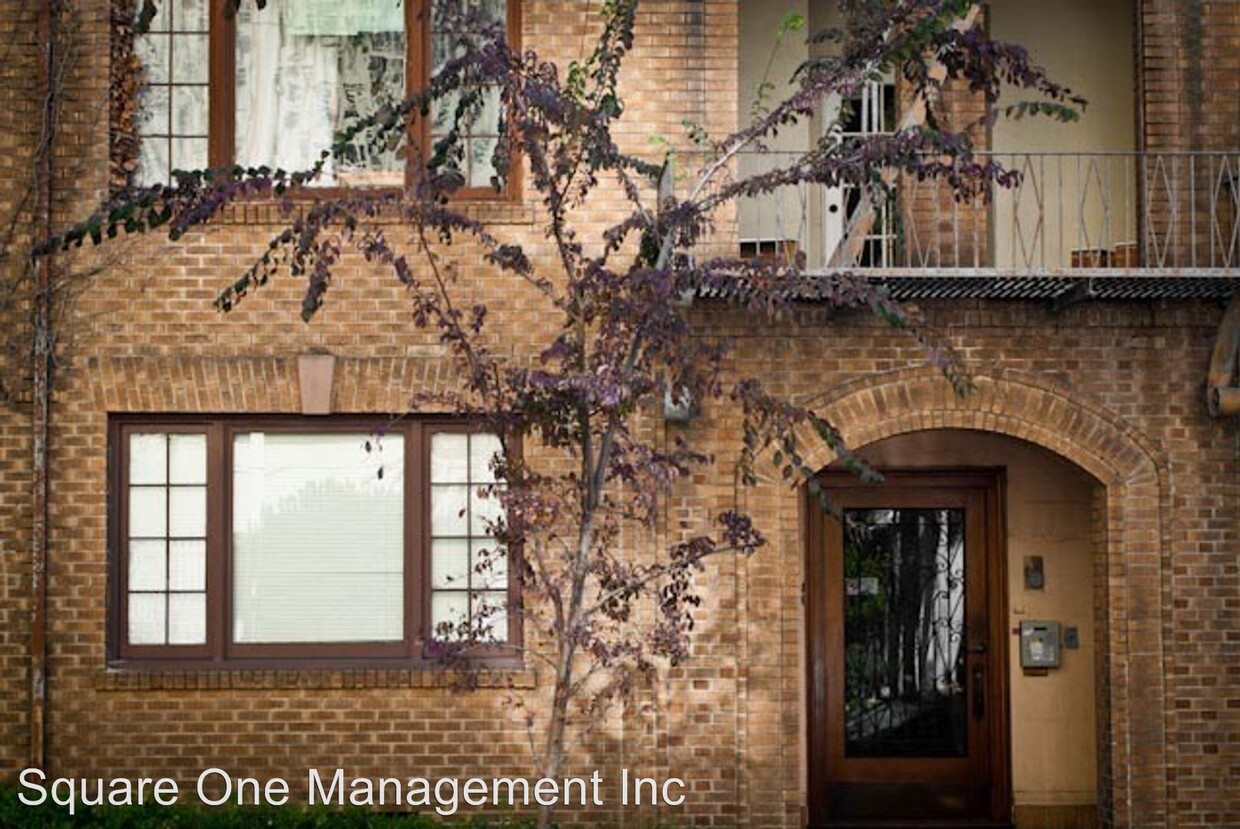 Foto principal - 2644 Dwight Way