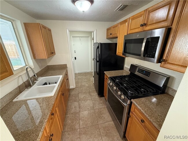 Building Photo - 9340 N Citrus Springs Blvd