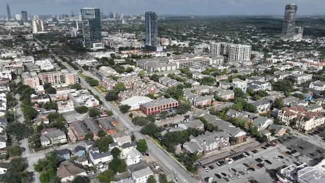  - Gables Citywalk & Waterford Square