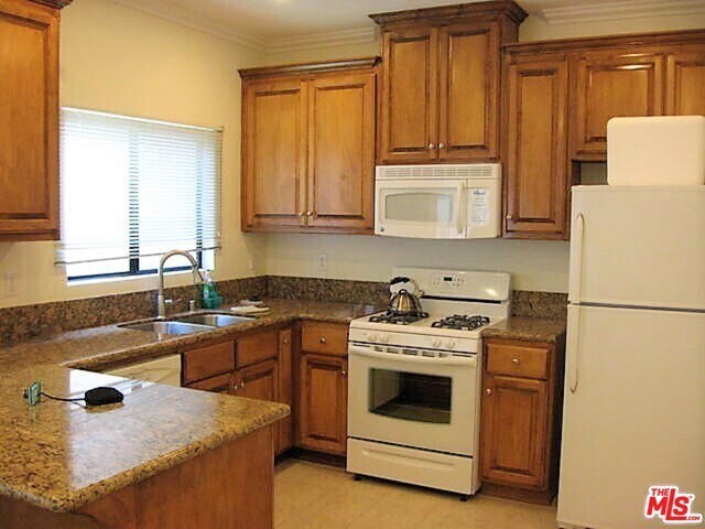 Foto principal - 1702 Brockton Ave