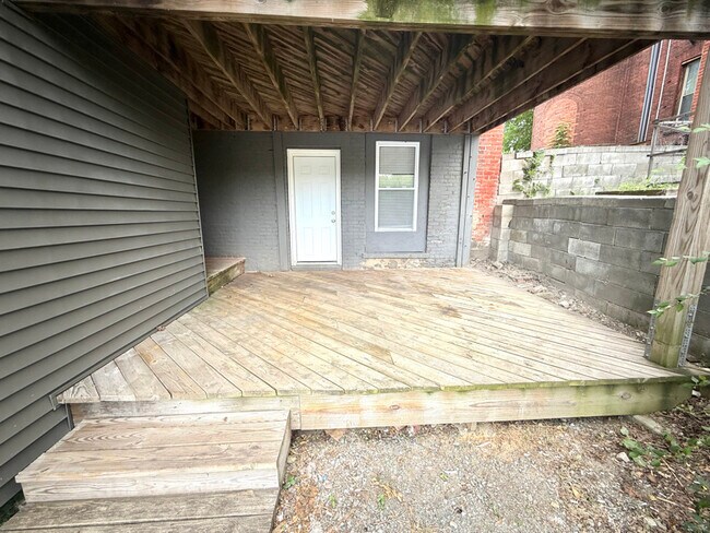 Building Photo - 151 2nd Ave