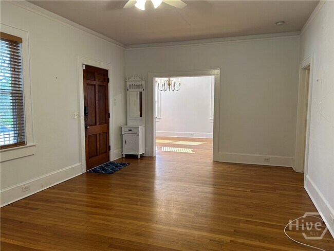 Foto del edificio - 1106 E 51st St