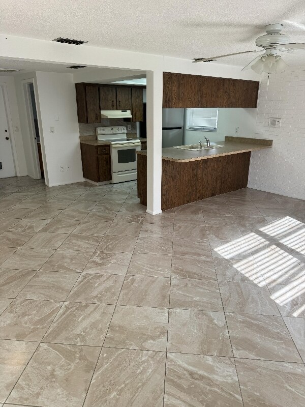 Foto del edificio - 6734 Amarillo St