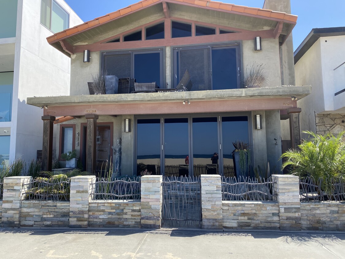 910 The Strand, Hermosa Beach, CA 90254 House Rental in Hermosa Beach