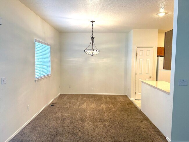 Building Photo - Cozy Home on Boise Bench