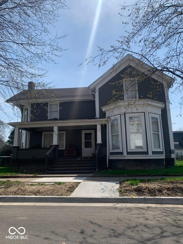 Foto del edificio - 617 W Franklin St