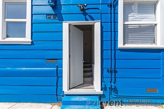 Foto del edificio - 3827 West St