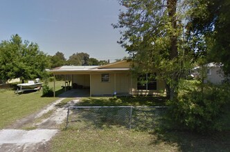 Building Photo - 1415 23rd Ave E