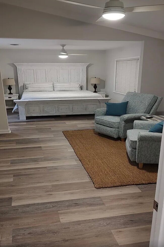 Foto del edificio - 1170 Shoreside Way
