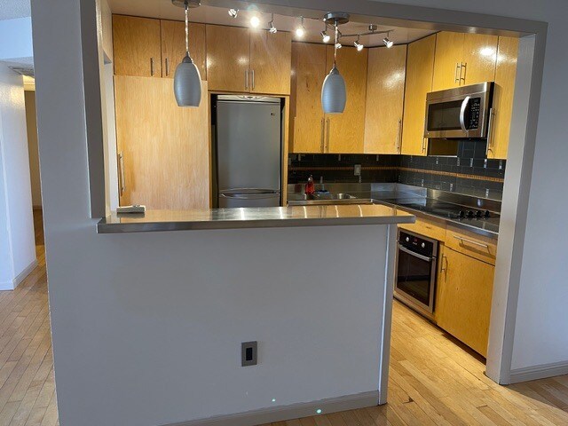 Foto del edificio - 4800 N Stanton St