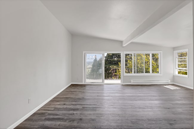 Photo - 10607 Des Moines Memorial Dr Apartment