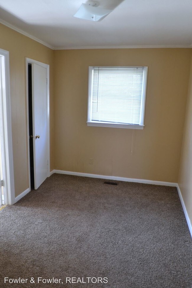 Foto del edificio - 3 br, 1 bath House - 115 Avery Ave