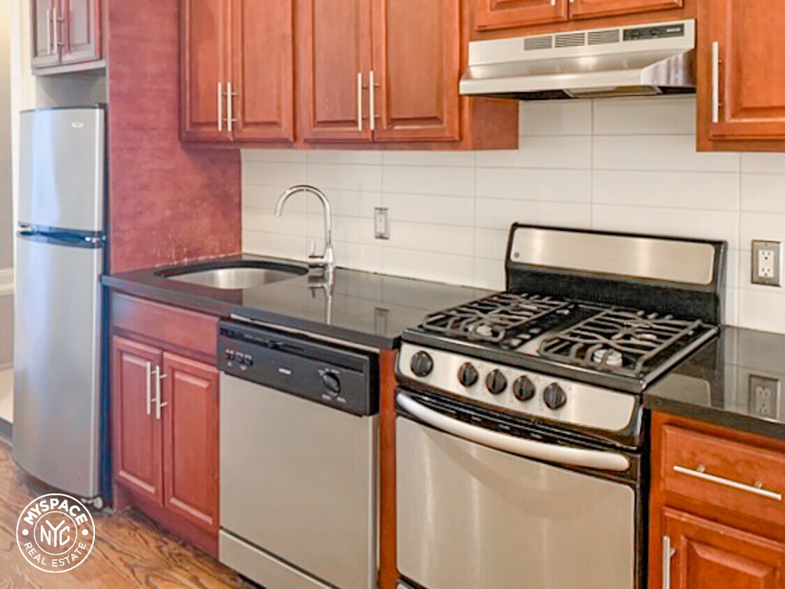 Primary Photo - 20 Wilson Ave