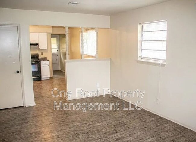 Building Photo - 5308 Ditzler Ave