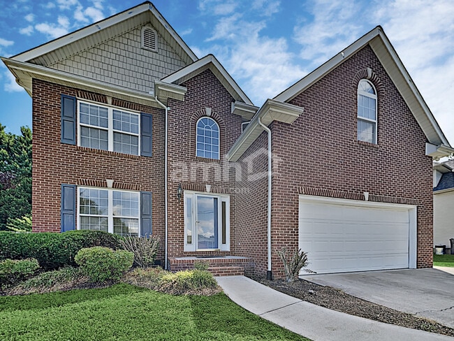 Building Photo - 1356 Pershing Hill Ln