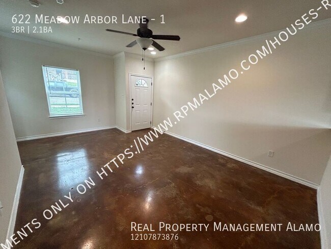 Foto del edificio - 622 Meadow Arbor Ln