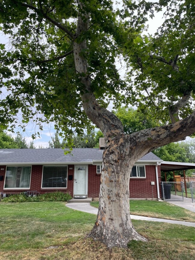 Building Photo - 1355 E 4170 S
