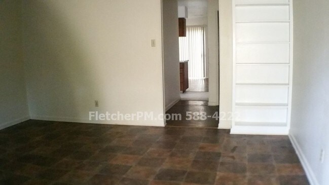 Building Photo - 9122 Tanya Dr
