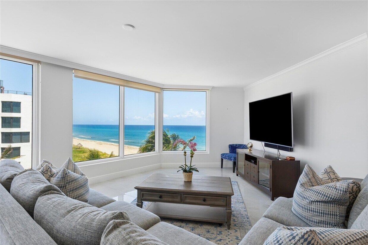 Foto principal - 2575 S Ocean Blvd