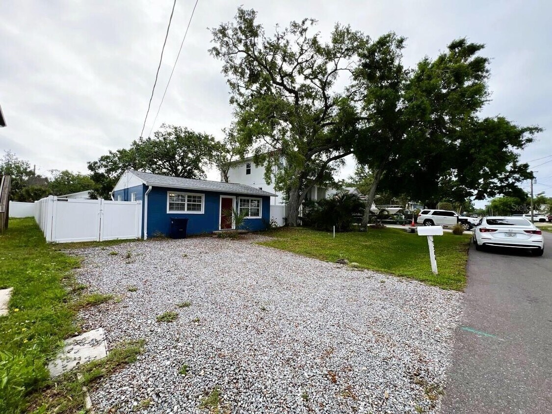 Foto principal - 7306 S Morton St