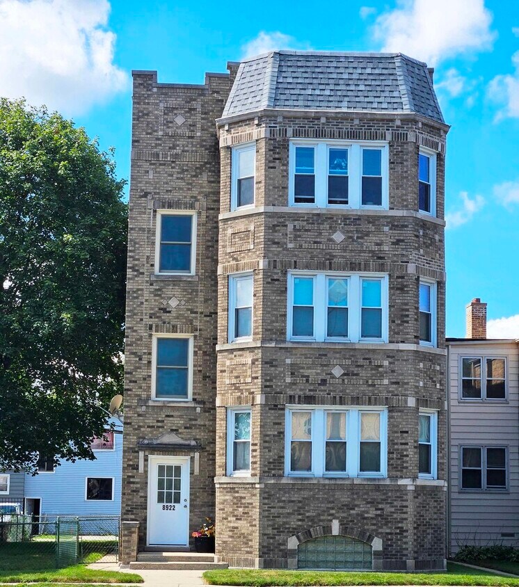 Foto principal - 8922 Skokie Blvd