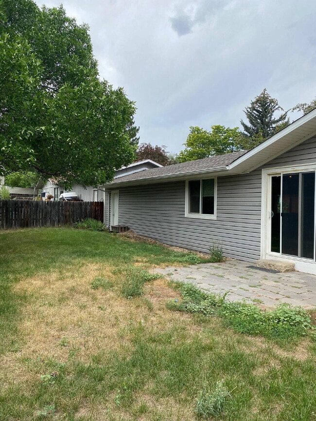 Building Photo - 4547 Beachcomber Ct