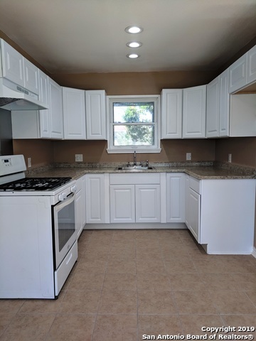Building Photo - 346 Addax Dr