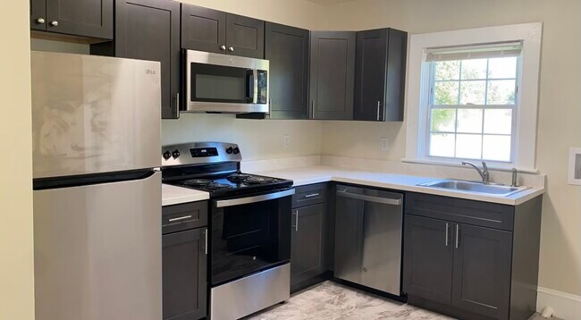 Foto del edificio - 3995 Country Club Rd