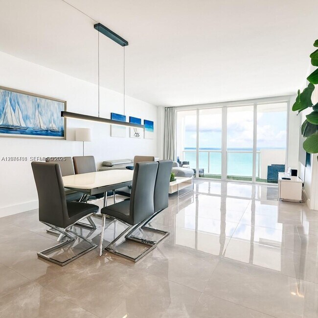 Building Photo - 5601 Collins Ave