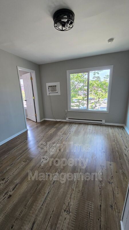 Foto principal - 62 W Church St