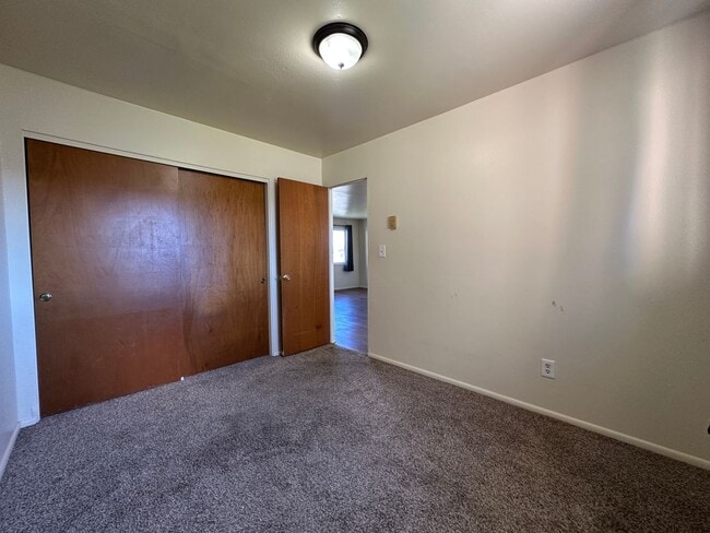 Foto del edificio - 903 W Delaware Ave