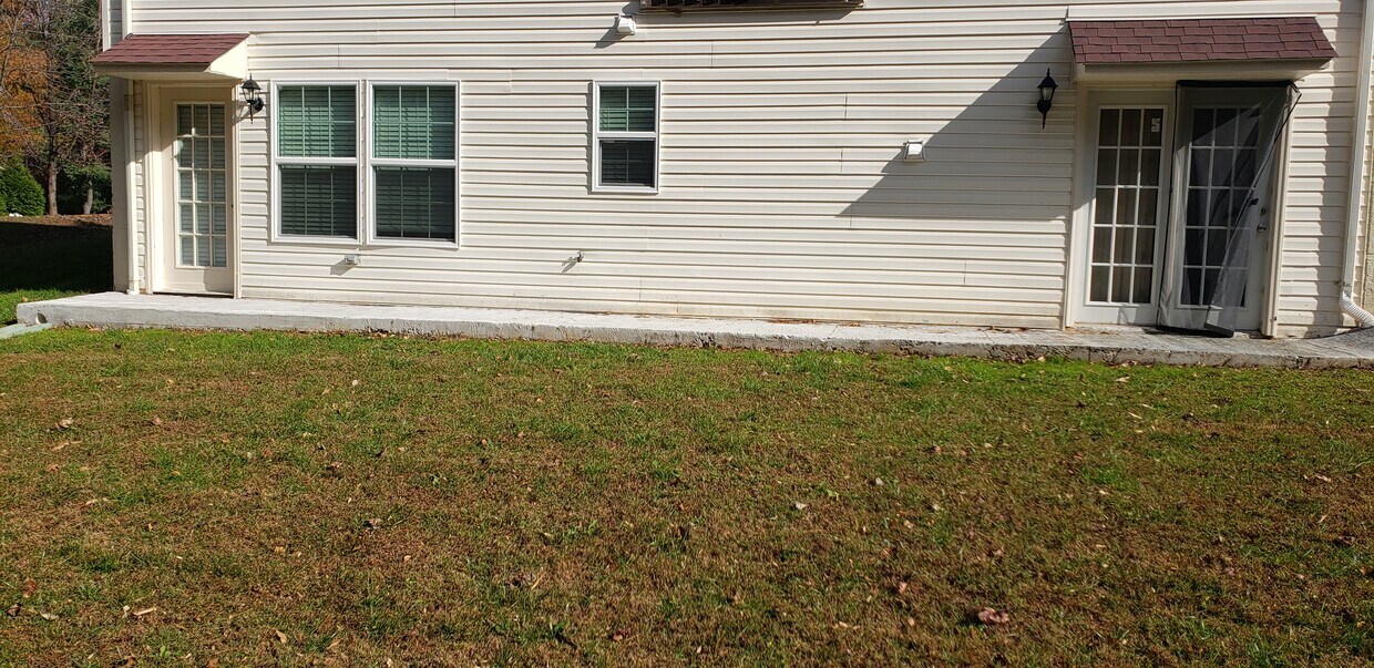 15066 Greenmount Dr Unit Ground floor, Woodbridge, VA 22193