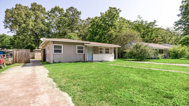 Foto del edificio - 2126 Evans Ave NW