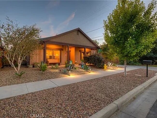 Building Photo - Coming Soon 3Bed 2bath 2016 Build!! One ti...