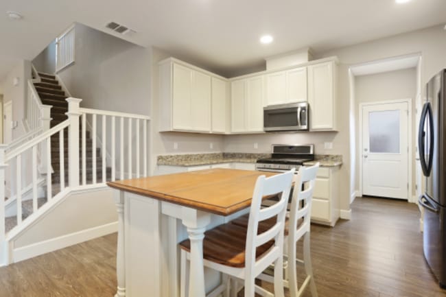 Building Photo - 5605 Boone Park Dr