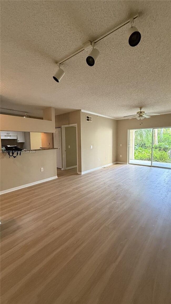 Building Photo - 1103 Tuscany Way