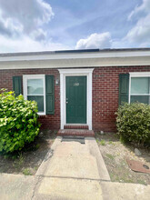 Building Photo - 230 Lanier Dr