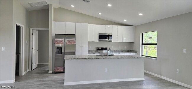 Foto del edificio - 4300 11th St W