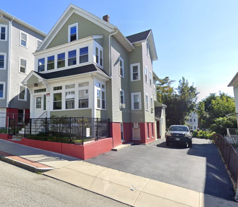 61 Harrison St Unit Apt 2, Worcester, MA 01604 Room for Rent in