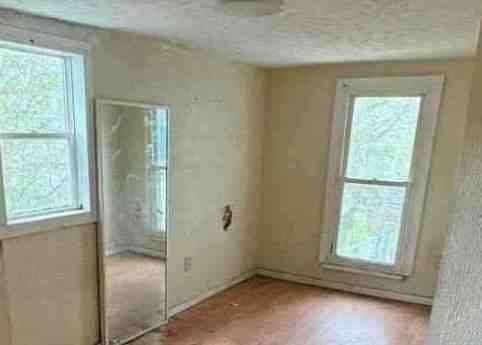 Foto del edificio - 327 4th Ave