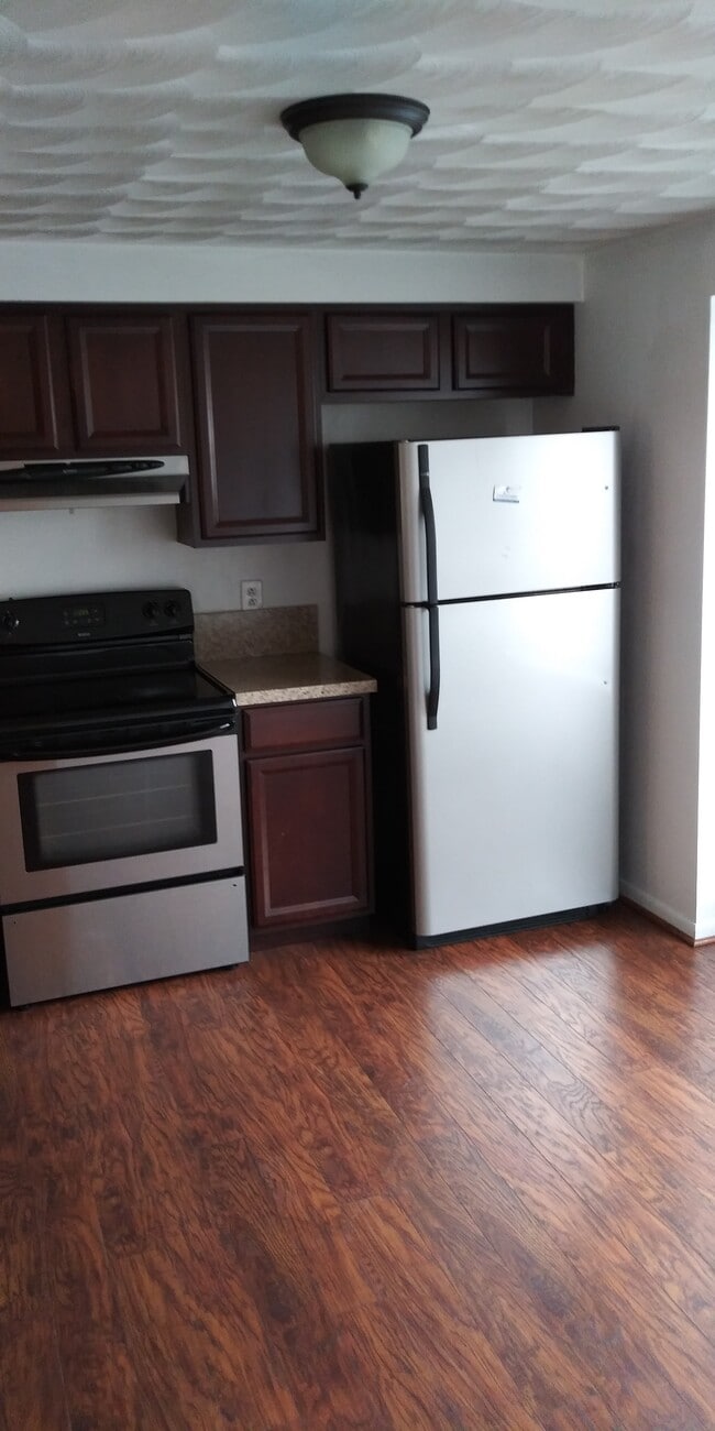 2133 Point Hollow Ct Unit 2133, Virginia Beach, VA 23455 Condo for