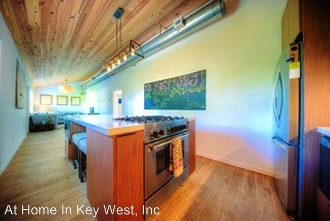 Foto del edificio - 2 br, 2 bath House - 622 United Street