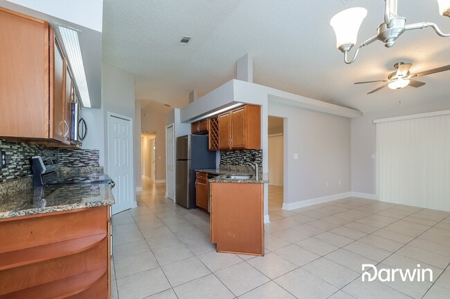 Building Photo - 626 McKinley Ct