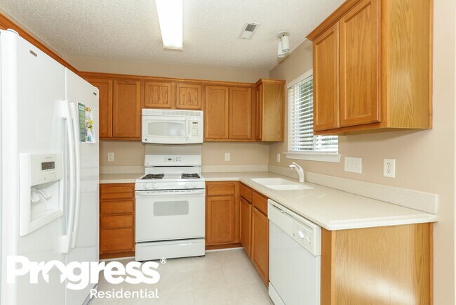 Building Photo - 4339 Bubbling Brook Ct