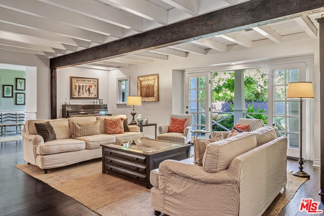 Foto del edificio - 4537 Agnes Ave